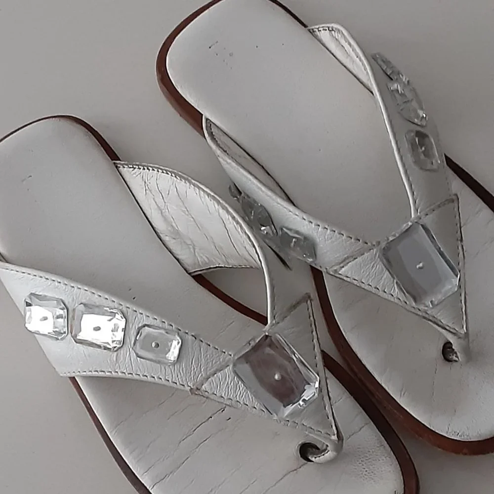 white leather toddler jeweled slipper - made in ITALY size 28